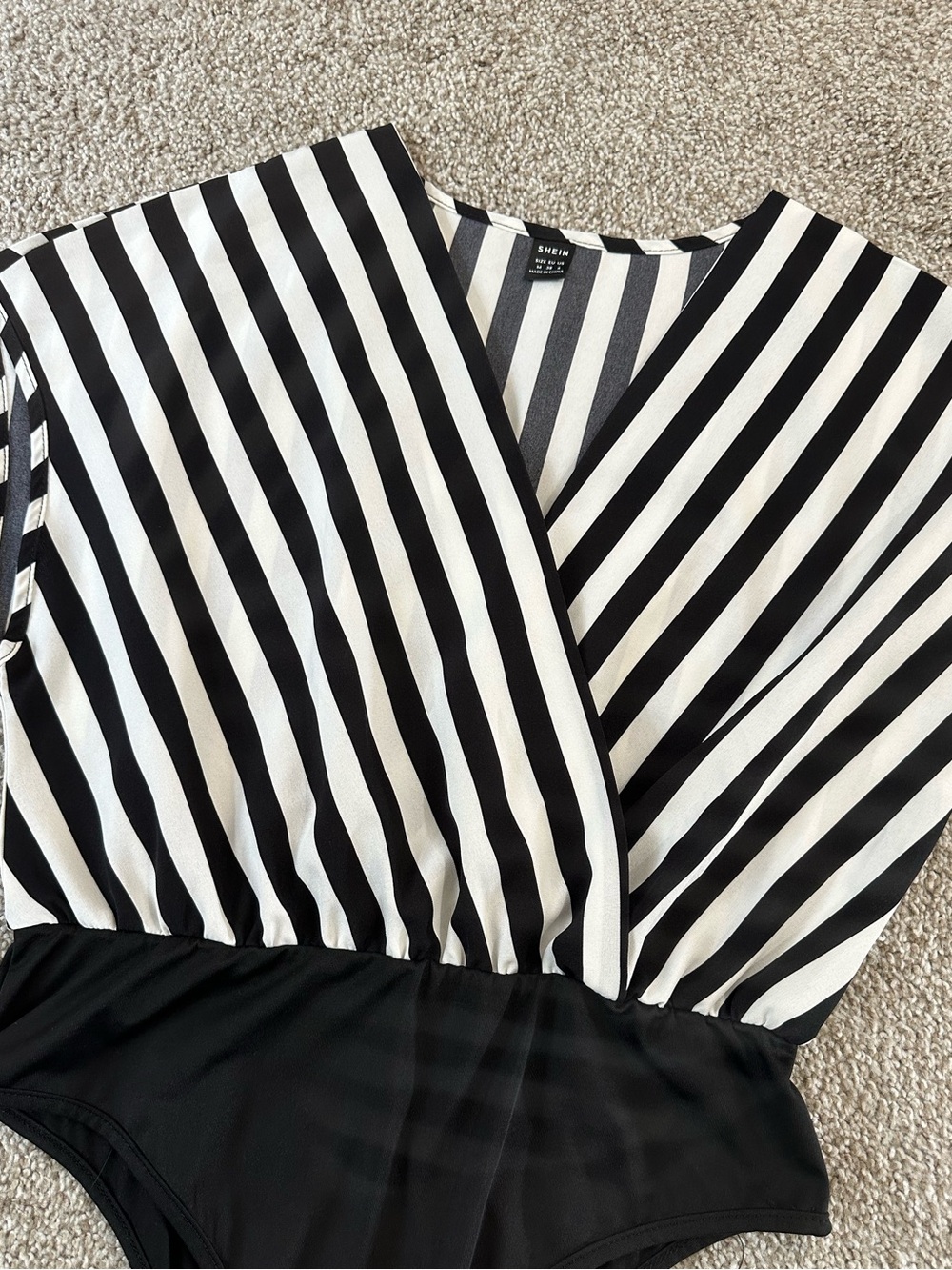 SHEIN Black & White Striped Bodysuit – Size M